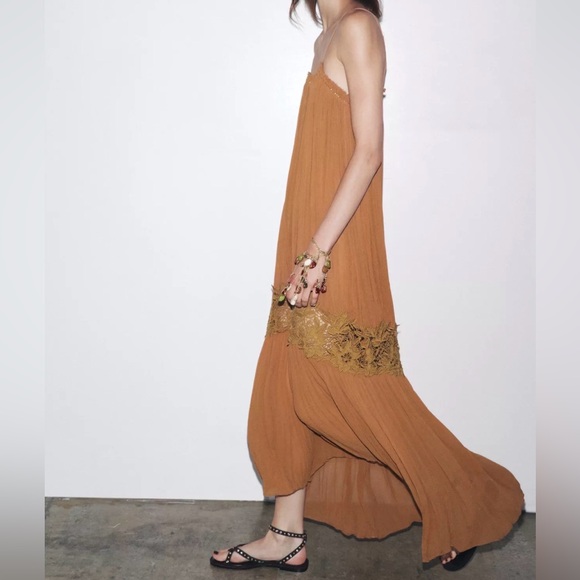 Zara ZW collection wrinkled embroidered dress - Picture 2 of 5